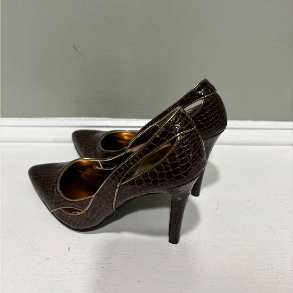 Charlotte Russe Women’s Brown/Gold Stiletto Heels-size 8 - Picture 3 of 11